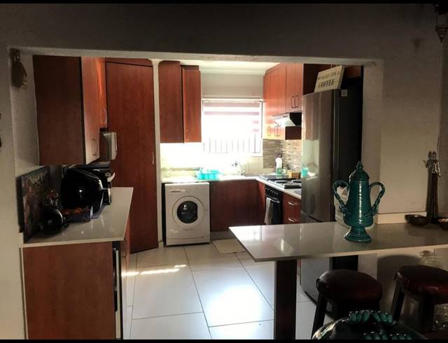 3 BEDROOM TOWNHOUSE FOR SALE IN JANSEN PARK